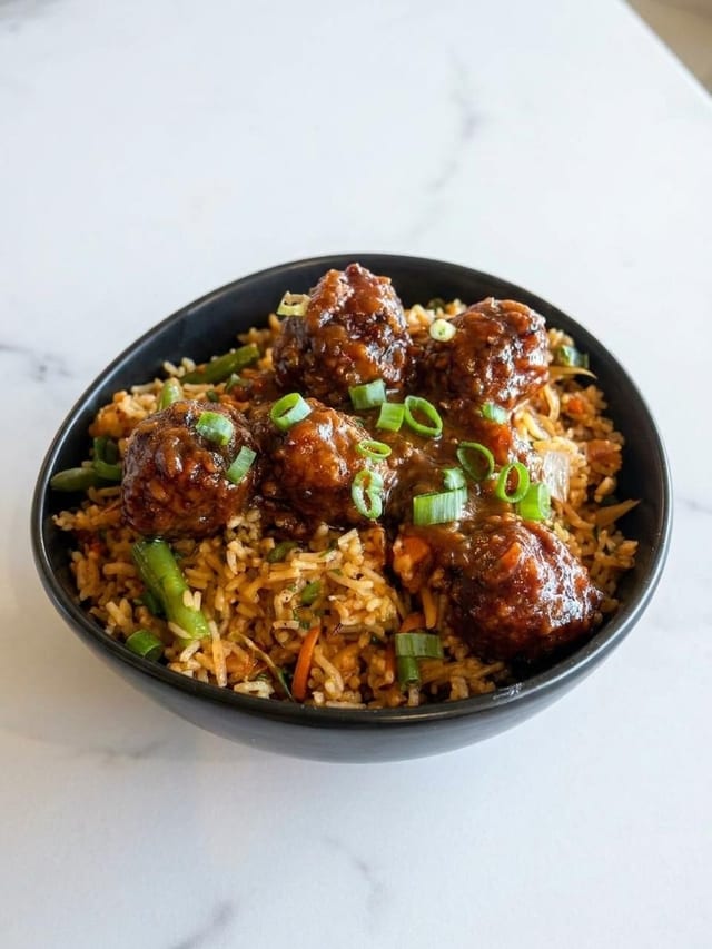 MANCHURIAN FRIED RICE.