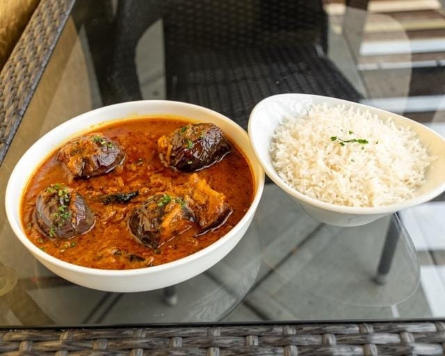 GUTTI VANKAYA CURRY.