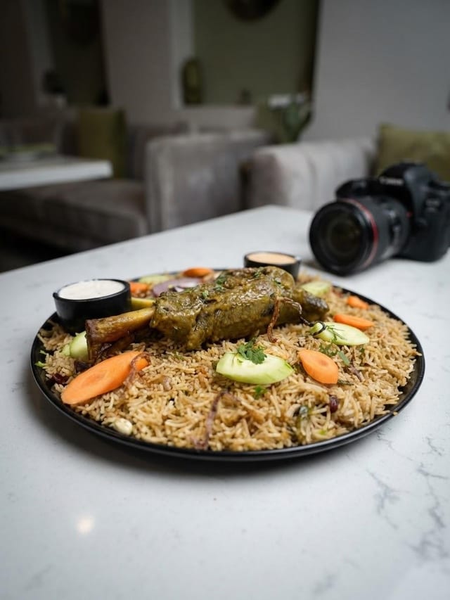 JUICY LAMB SHANK MANDI.