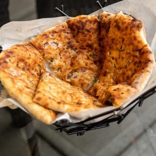 Chilli Garlic Naan(Bullet Naan)